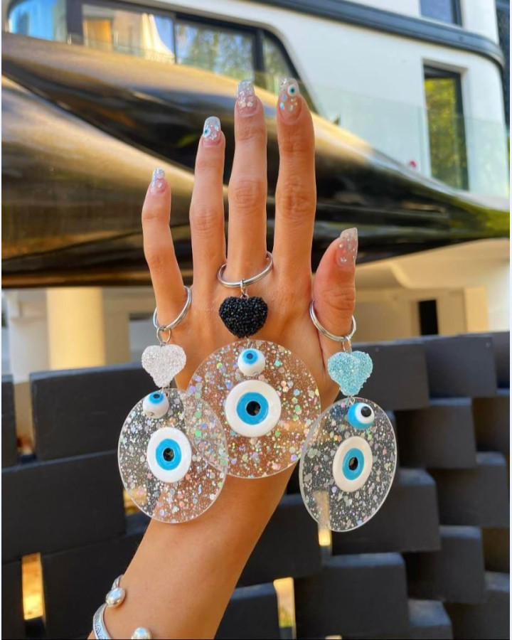HEART EYELATO KEYRINGS