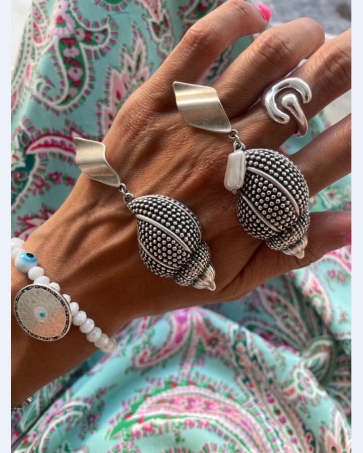 GREEK SHELL EARRINGS