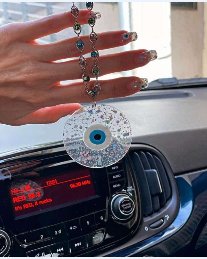 GLAMOROUS CAR EYELATO