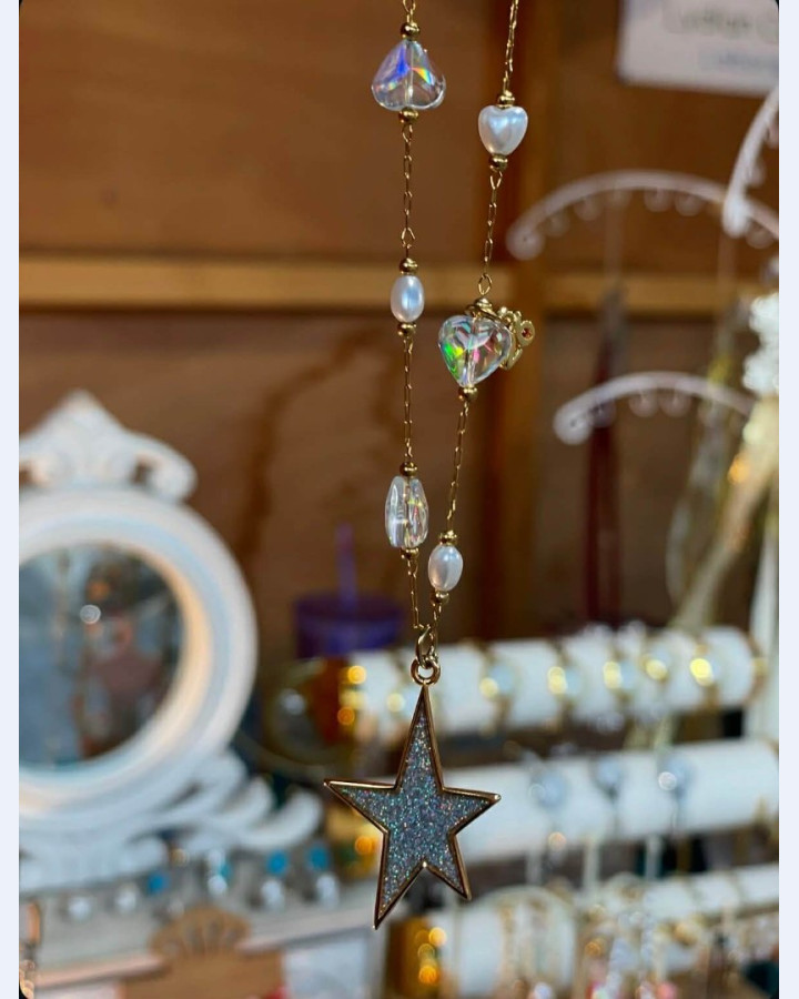 A STAR WAS BORN NECKLACE